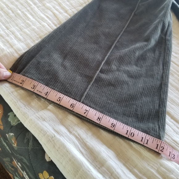 Aerie | Groove-On Rin Velour Flare Pants - Picture 12 of 12